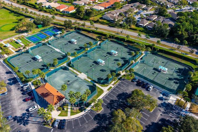 486 NW Blue Lake Drive, Port St. Lucie, FL 34986