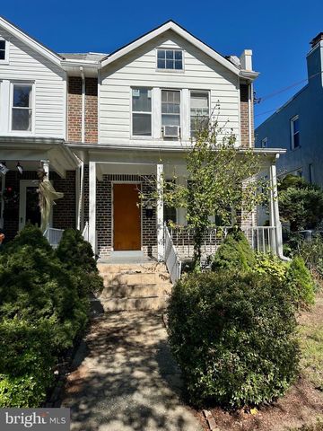 4227 BRANDYWINE ST NW, Washington, DC 20016
