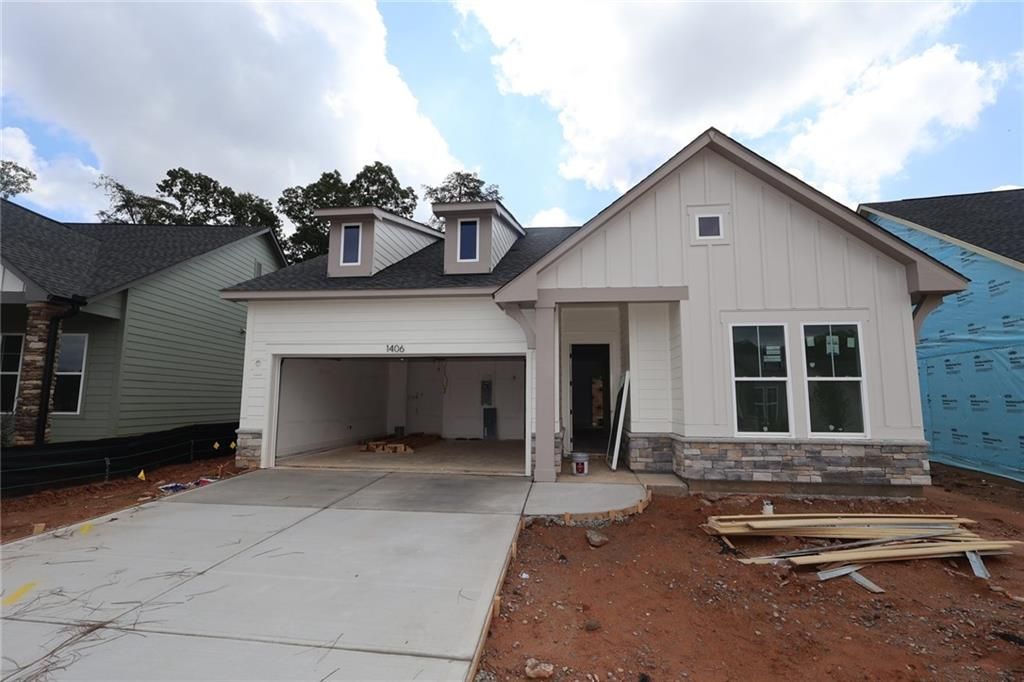 1406 Autumn Lake Drive, Gainesville, GA 30504