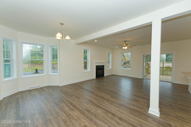 7 Balsam Court, Ballston, NY 12019