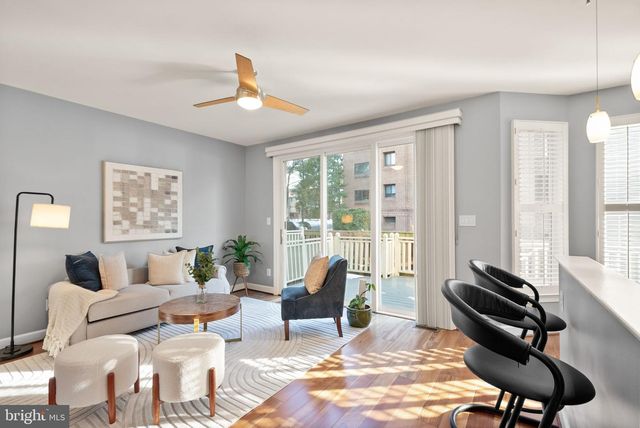 11477 WATERHAVEN CT, Reston, VA 20190