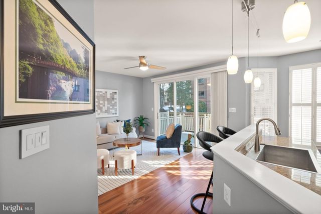 11477 WATERHAVEN CT, Reston, VA 20190