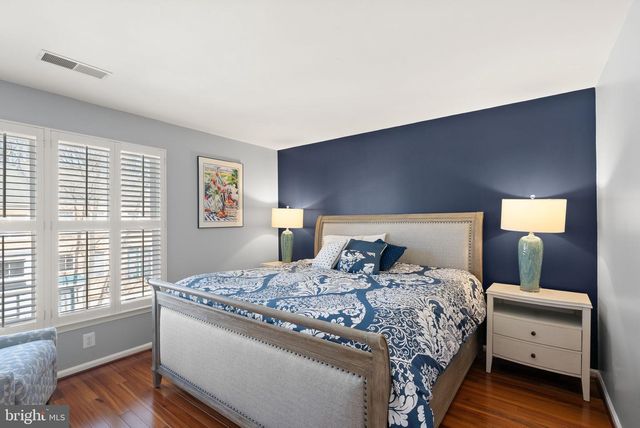 11477 WATERHAVEN CT, Reston, VA 20190