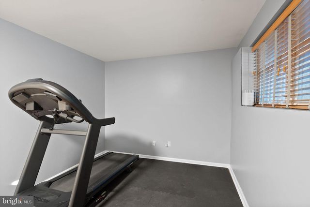 11477 WATERHAVEN CT, Reston, VA 20190