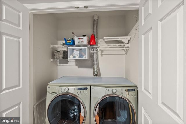 11477 WATERHAVEN CT, Reston, VA 20190