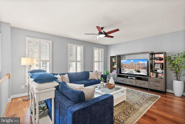 11477 WATERHAVEN CT, Reston, VA 20190