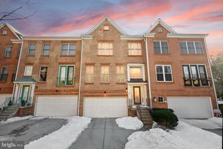 11477 WATERHAVEN CT, Reston, VA 20190
