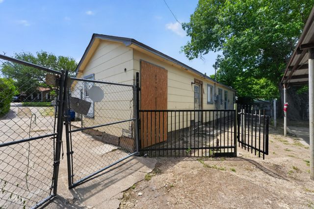6227 Lovett Avenue, Dallas, TX 75227