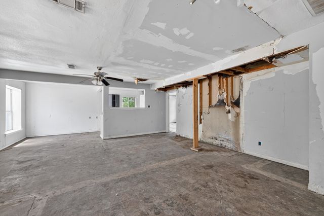 6227 Lovett Avenue, Dallas, TX 75227