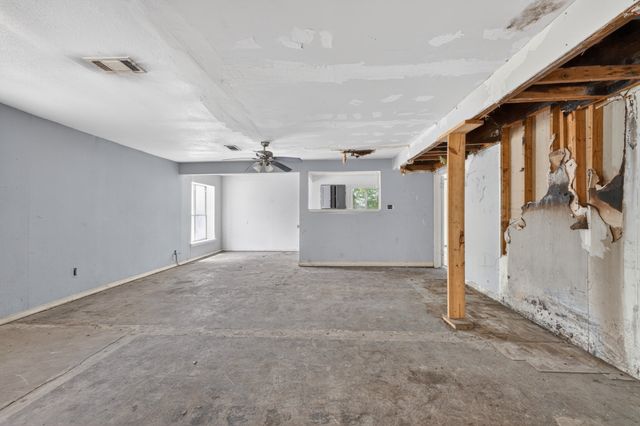 6227 Lovett Avenue, Dallas, TX 75227