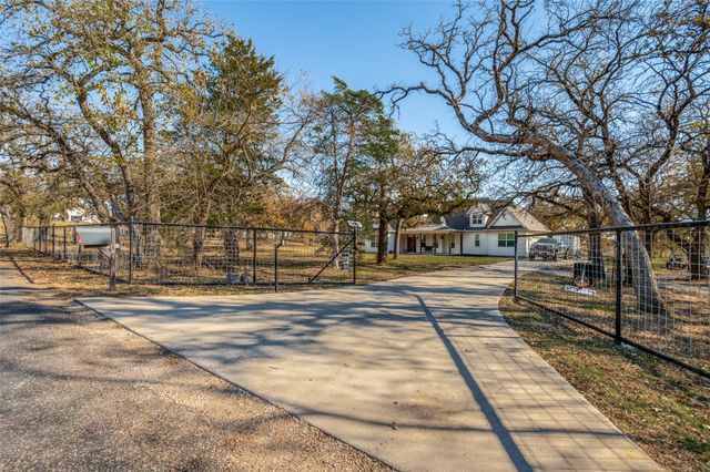 4351 County Road 1202, Cleburne, TX 76031