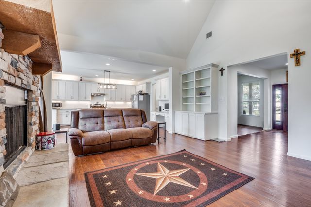 4351 County Road 1202, Cleburne, TX 76031