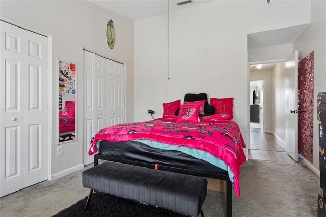 425 KENSINGTON LAKE CIRCLE, Brandon, FL 33511