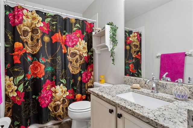 425 KENSINGTON LAKE CIRCLE, Brandon, FL 33511