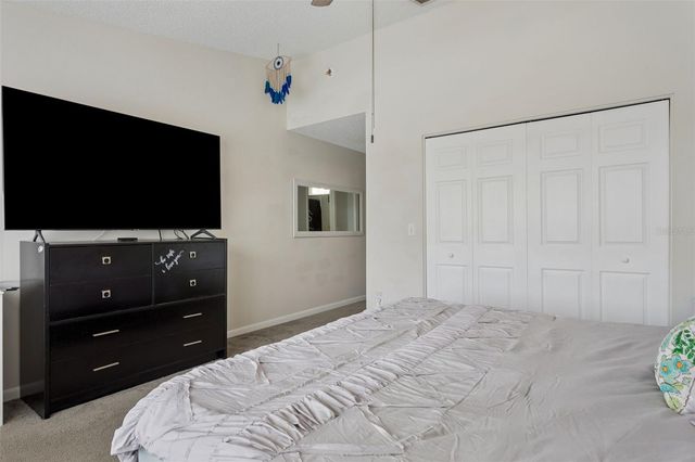 425 KENSINGTON LAKE CIRCLE, Brandon, FL 33511