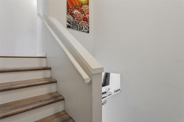 425 KENSINGTON LAKE CIRCLE, Brandon, FL 33511