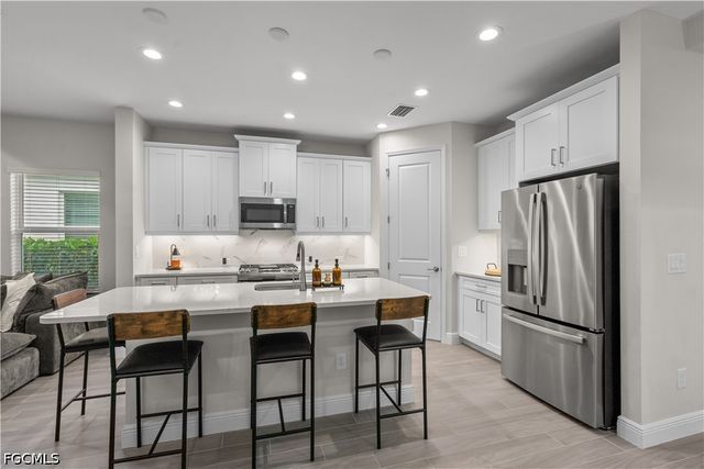 11671 Solano DR, Fort Myers, FL 33966