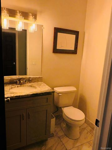 59700 Glacier Court, Washington Township, MI 48094