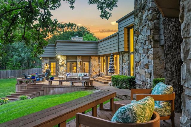 3409 Carriage Way, Edmond, OK 73013