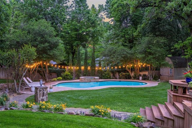 3409 Carriage Way, Edmond, OK 73013