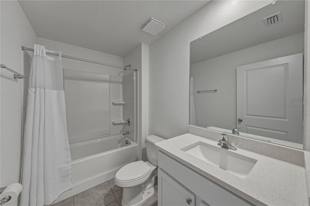 Image 14 of property listing at 3062 LIVING CORAL STREET, Wimauma, FL 33598