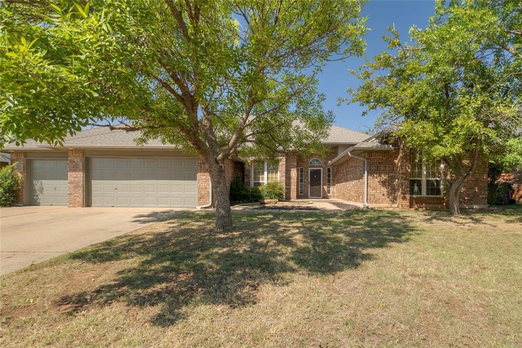 2613 NW 159th Street, Edmond, OK 73013
