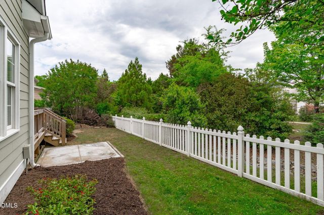 2728 Snowy Meadow Court, Raleigh, NC 27614