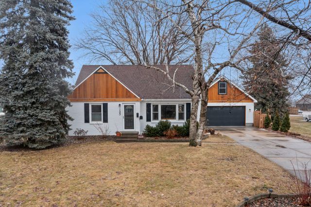 133 19th Avenue S, Hopkins, MN 55343