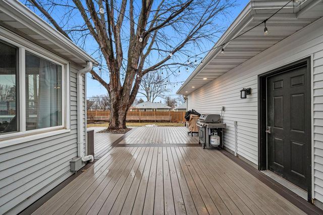 133 19th Avenue S, Hopkins, MN 55343