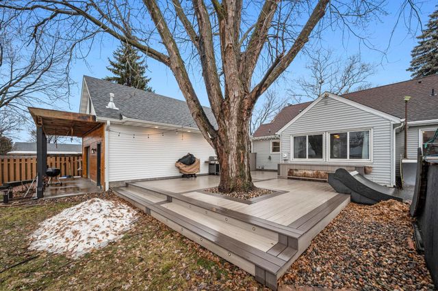 133 19th Avenue S, Hopkins, MN 55343