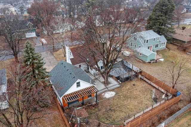 133 19th Avenue S, Hopkins, MN 55343