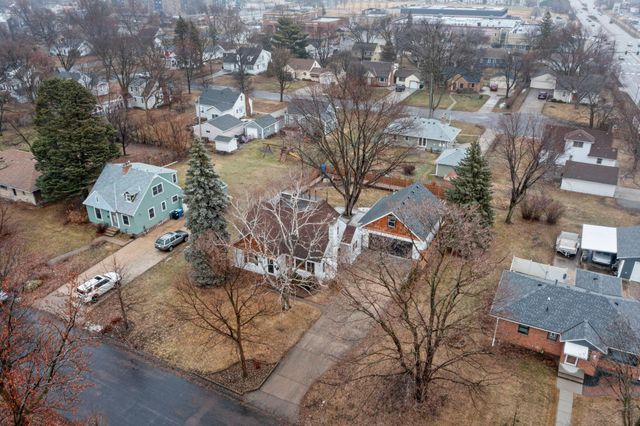 133 19th Avenue S, Hopkins, MN 55343