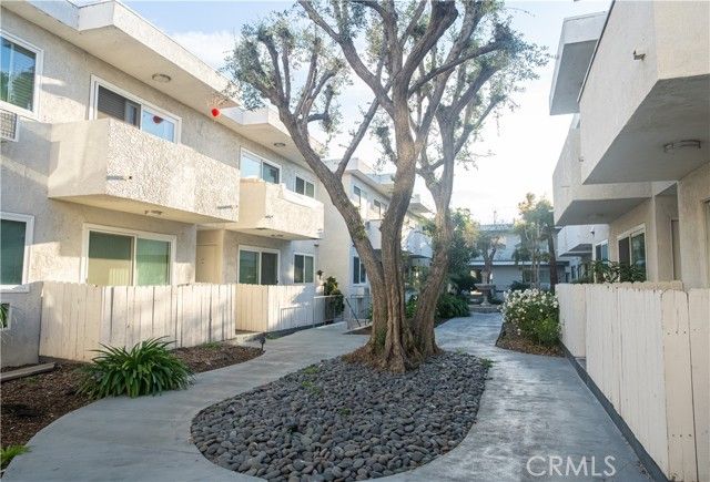 2884 Sawtelle Blvd 209, Los Angeles, CA 90064