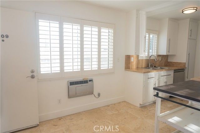 2884 Sawtelle Blvd 209, Los Angeles, CA 90064