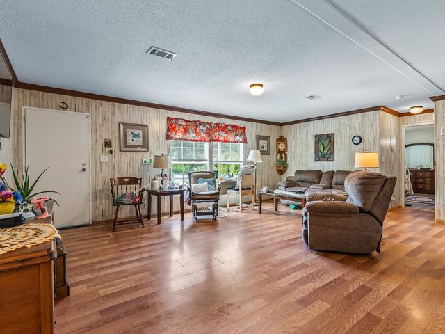 4400 BLOUNT CREEK Road, Tallahassee, FL 32310