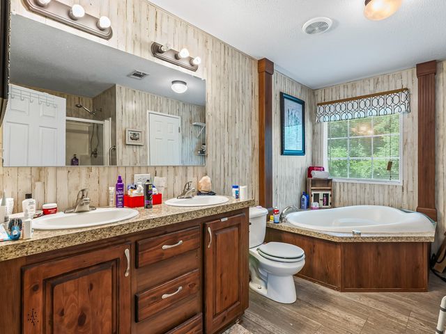 4400 BLOUNT CREEK Road, Tallahassee, FL 32310
