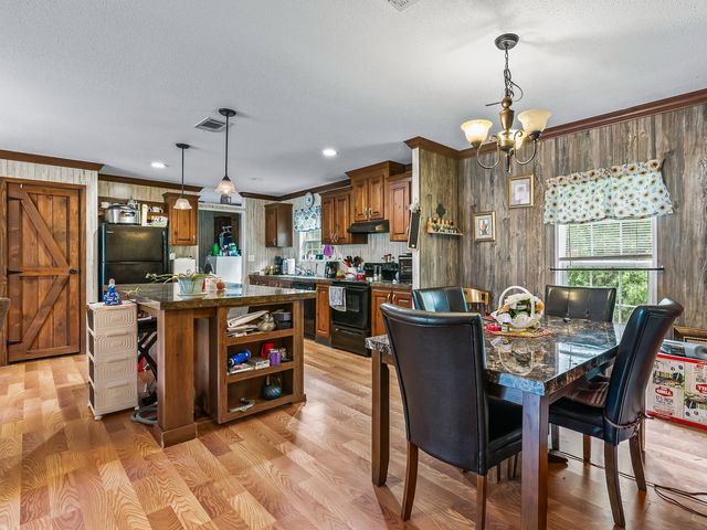 4400 BLOUNT CREEK Road, Tallahassee, FL 32310