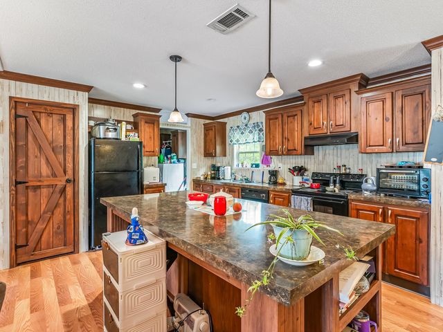 4400 BLOUNT CREEK Road, Tallahassee, FL 32310