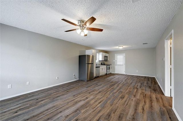 415 MLK DR A, Elgin, TX 78621
