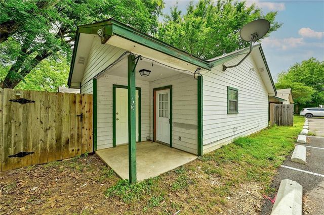 415 MLK DR A, Elgin, TX 78621