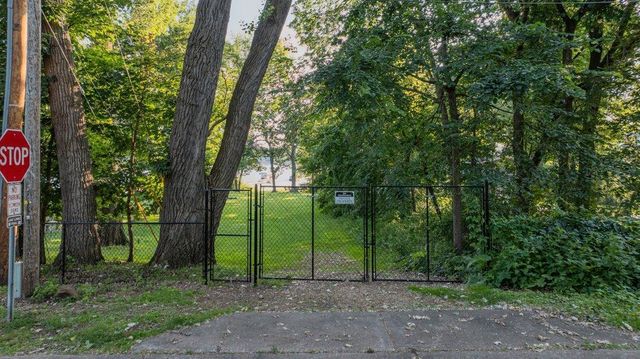 430 Park Place, Mahtomedi, MN 55115