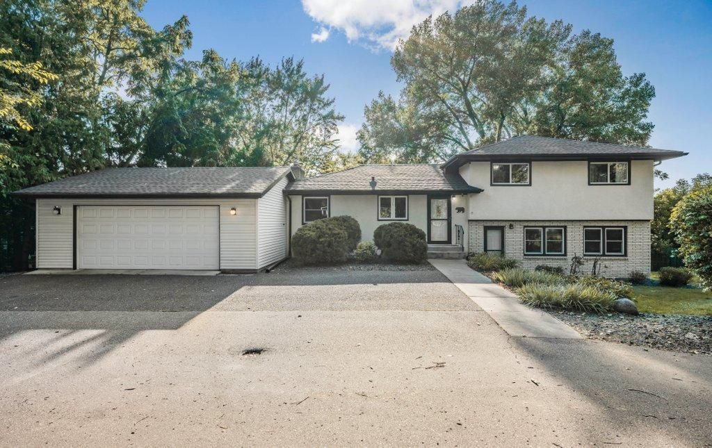 430 Park Place, Mahtomedi, MN 55115