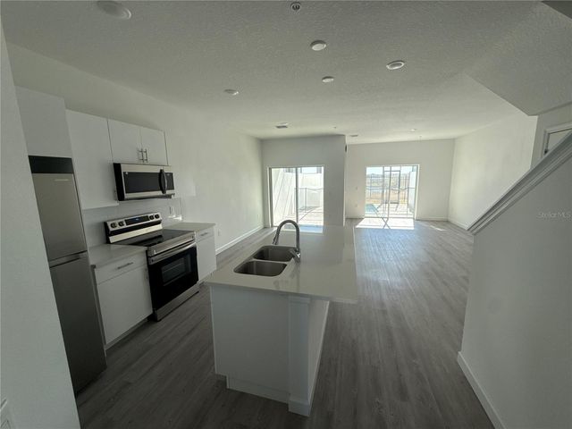 420 FAMAGUSTA DRIVE, Davenport, FL 33896