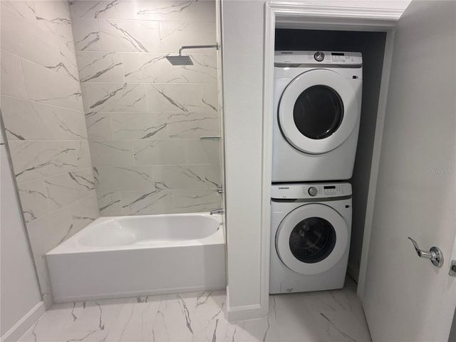 420 FAMAGUSTA DRIVE, Davenport, FL 33896