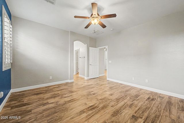 7103 W LONE TREE Trail, Peoria, AZ 85383