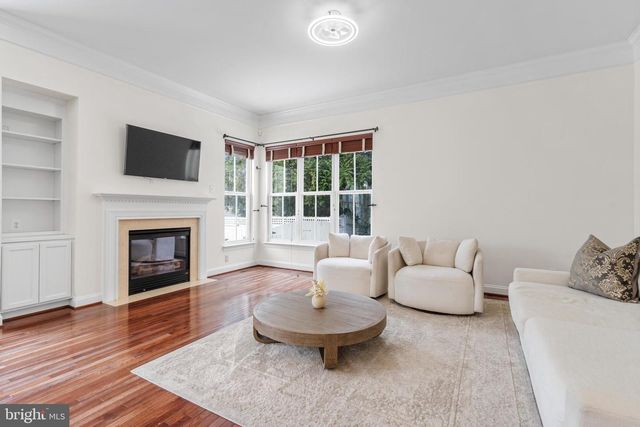 22839 VICKERY PARK DR, Ashburn, VA 20148