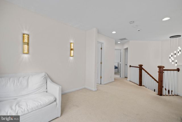 22839 VICKERY PARK DR, Ashburn, VA 20148