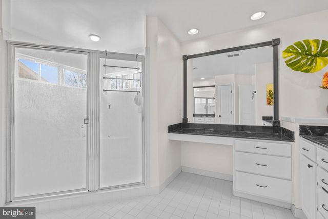22839 VICKERY PARK DR, Ashburn, VA 20148