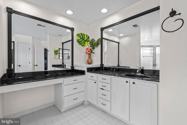 22839 VICKERY PARK DR, Ashburn, VA 20148