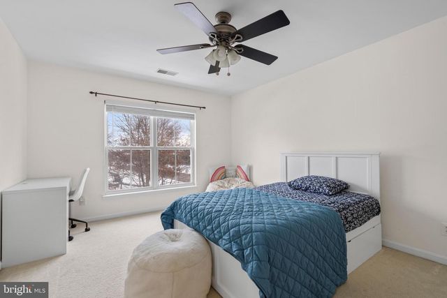22839 VICKERY PARK DR, Ashburn, VA 20148